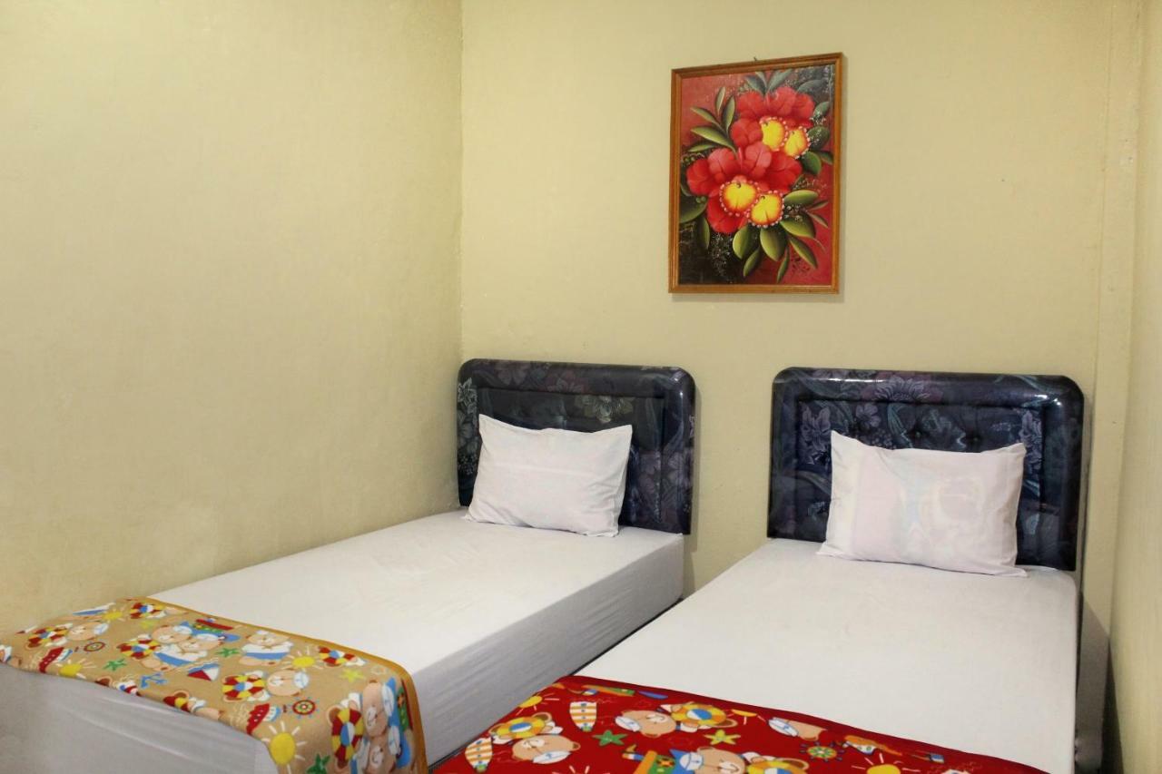 Hotel Mathilda Maumere Kültér fotó
